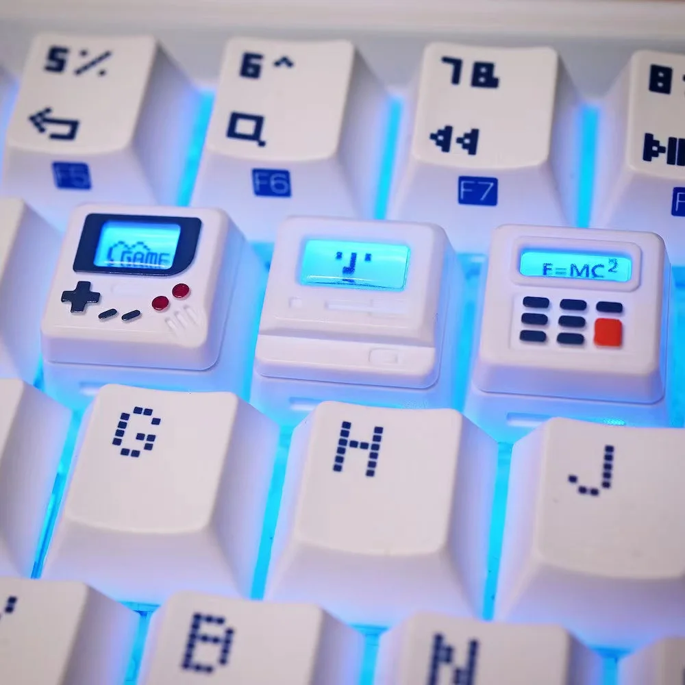 Gaming Console Vintage - K-04 3-in-1 クリエイティブレトロ透明キーキャップセット、ホームコンピュータ用、メカニカル、キュートなゲームコンソール交換用キーキャップアクセサリー
